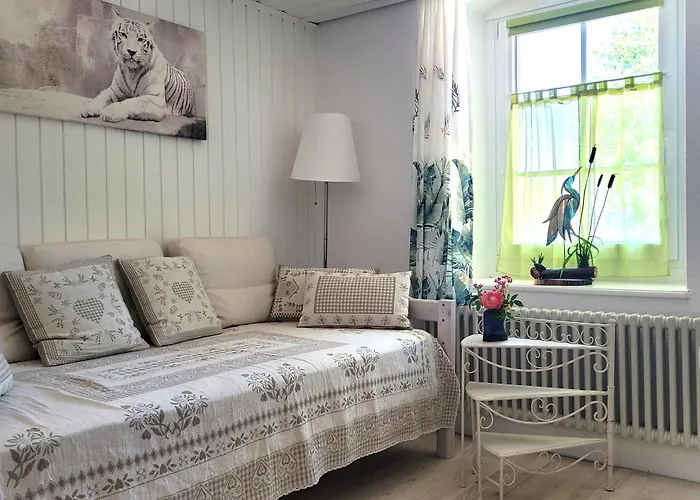 Pensionat Cap Bonheur Saint-Cierges